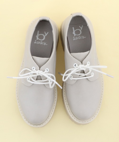 byあしながおじさん（バイアシナガオジサン）の「軽量｜厚底レースアップシューズ　8710505（ドレスシューズ・レディース・アイボリー/ライトグレー/ブラック/ブラック×レッド/ブラック×ピンク/シルバー・S/L/M/LL）」の5枚目の写真