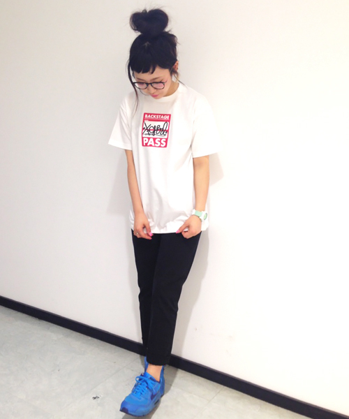 X-girl（エックスガール）の「BACK STAGE PASS S/S BIG TEE（Tシャツ/カットソー・レディース・ホワイト/ブラック/レッド・ONE SIZE）」の7枚目の写真