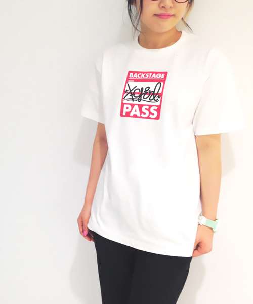 X-girl（エックスガール）の「BACK STAGE PASS S/S BIG TEE（Tシャツ/カットソー・レディース・ホワイト/ブラック/レッド・ONE SIZE）」の8枚目の写真