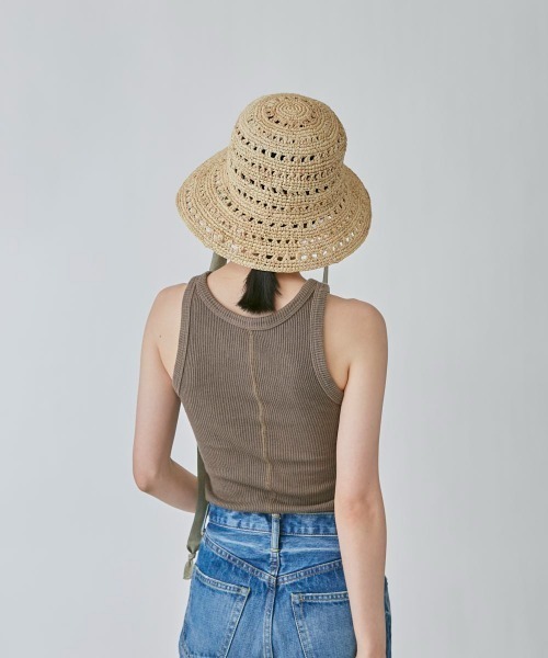 OVERRIDE（オーバーライド）の「OVERRIDE  RAFFIA CROCHET SUN HAT（ハット・レディース・ナチュラル/ブラウン/ダークグレー・M/57.5cm）」の5枚目の写真