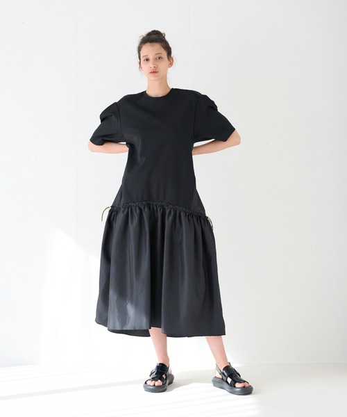 新品未使用LANVIN enBlue 黒 サイズ7号半袖カットソーワンピース タフタコンビカットソーワンピース | LANVIN en Bleu (Women