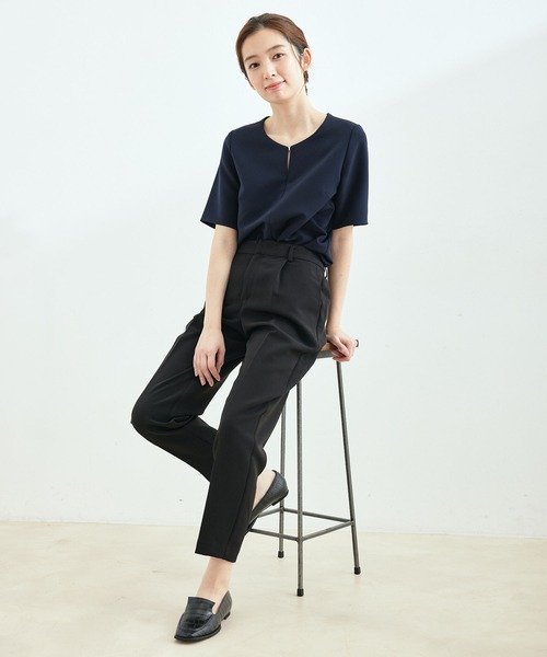 Jayro(ジャイロ)の「【セットアップ対応】2WAYストレッチ1タックテーパードパンツ(その他パンツ・レディース・ブラック/グレー系その他/ネイビー・L/M/S)」の4枚目の写真