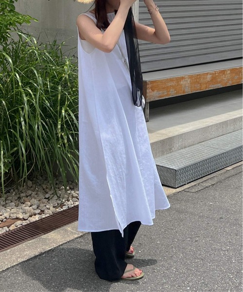 Isn't She?(イズントシー)の「サマーカラースリーブレスワンピース(ワンピース・レディース・ホワイト・FREE)」の12枚目の写真