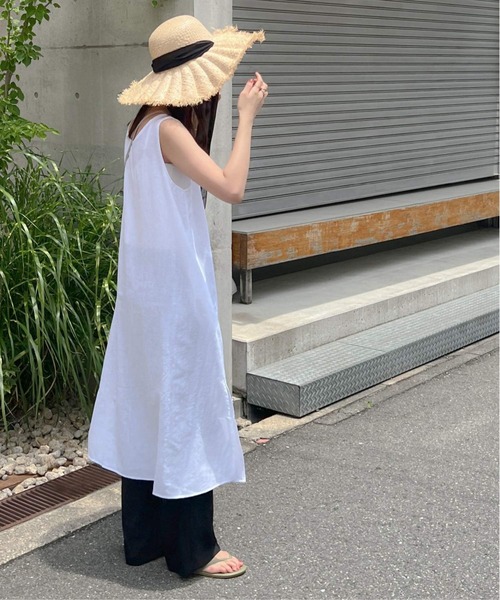 Isn't She?(イズントシー)の「サマーカラースリーブレスワンピース(ワンピース・レディース・ホワイト・FREE)」の11枚目の写真