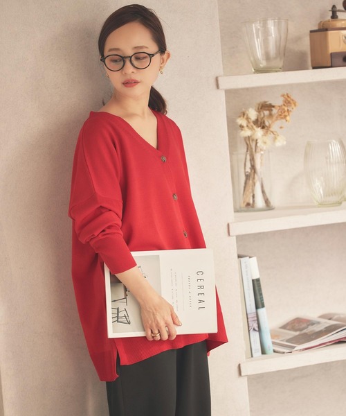 KOBE LETTUCE（コウベレタス）の「[ 田中亜希子さんコラボ ]ショート＆ロング丈 UVカットセミシアーニットカーディガン（カーディガン/ボレロ・レディース・ブラック/ブラウン/オフホワイト/ライトグリーン/ホワイト系/ブラック系/ブラウン系/ライトグリーン系/レッド系/レッド/グリーン系/ベージュ系/ミント/グレイッシュベージュ/ライトグレー/サーモンピンク/ピンク系/アイボリー系1/アイボリー系/グレー系/ブルー系/ブルー・SHORT/LONG）」の22枚目の写真