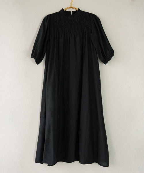 IAMUSE(アイアミューズ)の「リネンタッチ シャーリングパフスリーブワンピース S0908【IAMUSE】(ワンピース・レディース・ブラック・FREE)」の12枚目の写真