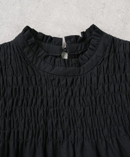 IAMUSE(アイアミューズ)の「リネンタッチ シャーリングパフスリーブワンピース S0908【IAMUSE】(ワンピース・レディース・ブラック・FREE)」の16枚目の写真
