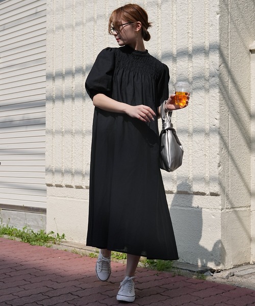 IAMUSE(アイアミューズ)の「リネンタッチ シャーリングパフスリーブワンピース S0908【IAMUSE】(ワンピース・レディース・ブラック・FREE)」の8枚目の写真