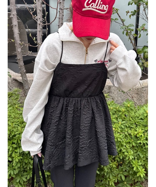 【新品タグ付】jumelle ジュメロ　フリルジップアップスウェット　グレー jumelle トレーナー スウェット 刺繍オーバースウェット