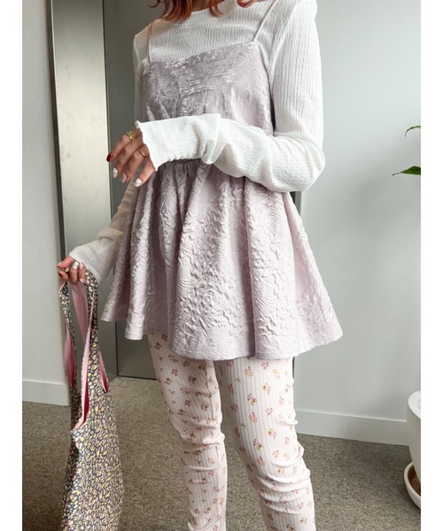 JUMELLE（ジュメロ）の「【着回し力抜群】ふくれジャガードトップ（シャツ/ブラウス・レディース・ブラック/ラベンダー・FREE）」の9枚目の写真