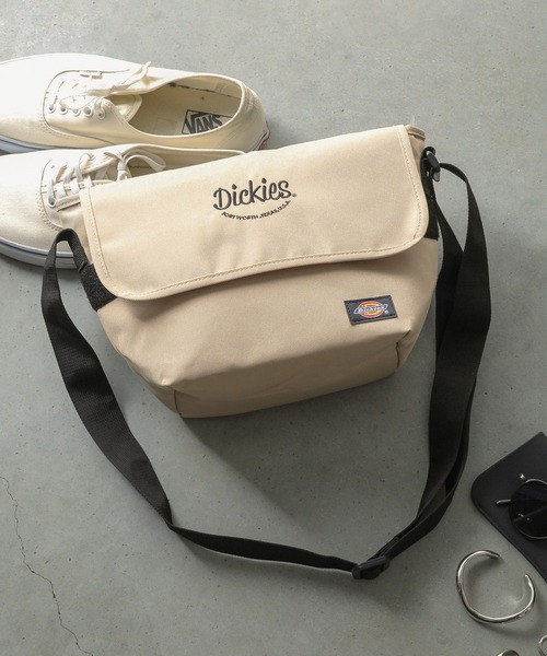 Dickies(ディッキーズ)の「Dickies ロゴ刺繍 メッセンジャーバッグ(メッセンジャーバッグ・メンズ・ベージュ/ブラック/オフホワイト・FREE)」の12枚目の写真