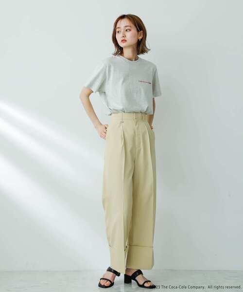 SENSE OF PLACE by URBAN RESEARCH（センスオブプレイスバイアーバンリサーチ）の「『別注』“Coca-Cola” SENSE OF PLACE　グラフィックTシャツ（Tシャツ/カットソー・レディース・オートミール・ONE）」の9枚目の写真