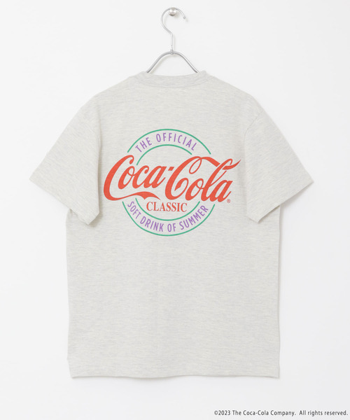 SENSE OF PLACE by URBAN RESEARCH（センスオブプレイスバイアーバンリサーチ）の「『別注』“Coca-Cola” SENSE OF PLACE　グラフィックTシャツ（Tシャツ/カットソー・レディース・オートミール・ONE）」の18枚目の写真