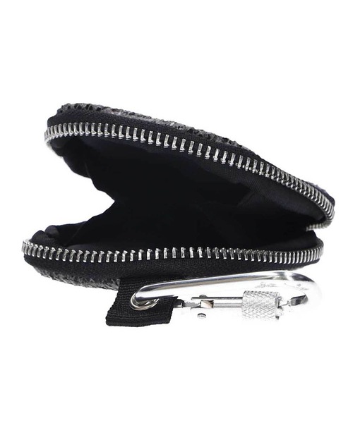 X-girl（エックスガール）の「FAUX PYTHON MULTI MINI CASE（その他小物・レディース・ブラック/ピンク・ONE SIZE）」の4枚目の写真