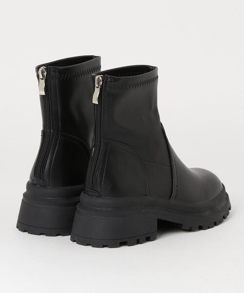 Olu.（オルドット）の「トラックソールブーツ（ブーツ・レディース・ベージュ/ブラック・35/37）」の8枚目の写真