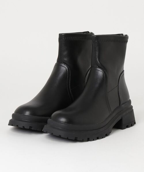 Olu.（オルドット）の「トラックソールブーツ（ブーツ・レディース・ベージュ/ブラック・35/37）」の4枚目の写真