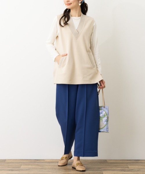 aunt lily(アントリリー)の「Wクロスセンターシームストレートパンツ(その他パンツ・レディース・グレイッシュベージュ/ブルー/ブラック・13号/15号/7号/9号/11号)」の15枚目の写真