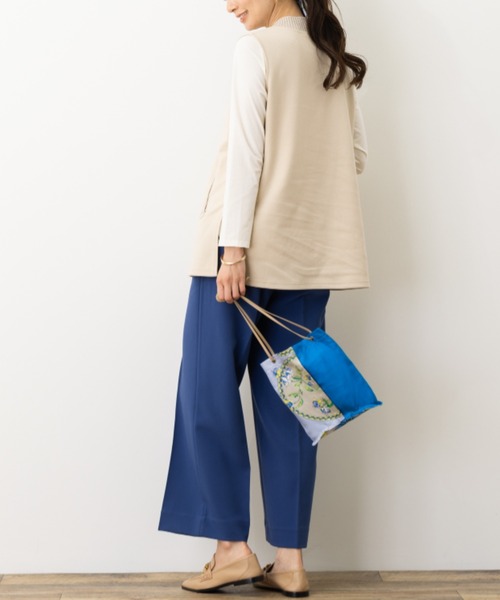 aunt lily(アントリリー)の「Wクロスセンターシームストレートパンツ(その他パンツ・レディース・グレイッシュベージュ/ブルー/ブラック・13号/15号/7号/9号/11号)」の16枚目の写真