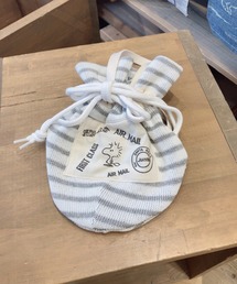SNOOPY×OLD BETTY'S（スヌーピーカケルオールドベティーズ）の「SNOOPY Border Pattern Drawstring Mini Bag（ハンドバッグ）」