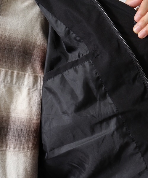 SUGGESTION（サジェッション）の「Hunting jacket / ハンティングジャケット unisex（ミリタリージャケット・メンズ・ブラック/オリーブ・L/M）」の4枚目の写真