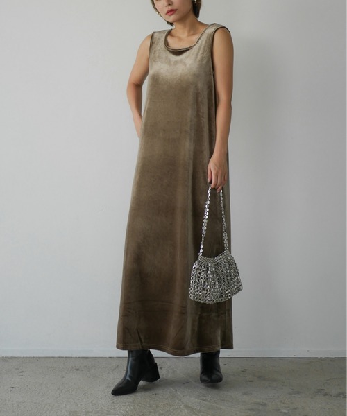 My shawty（ﾏｲｼｬｳﾃｨｰ）の「metal hand bag（ハンドバッグ・レディース・ブラック/シルバー・FREE）」の6枚目の写真