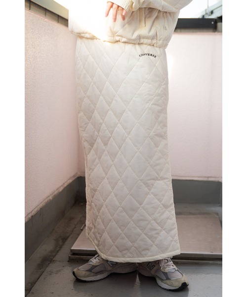 CONVERSE(コンバース)の「【 CONVERSE / コンバース 】 キルティング ベロアライン タイトスカート MNY 3487-8454 skirt(スカート・レディース・ブラック/アイボリー/ネイビー・M/L)」の6枚目の写真