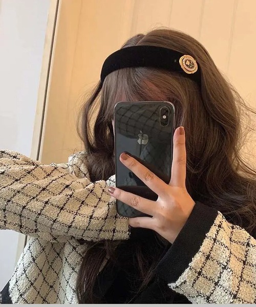 Port（ポート）の「【 Port / ポート 】 クラシック ゴールド ベロア/サテン カチューシャ（カチューシャ・レディース・C/A/B/D・FREE）」の3枚目の写真