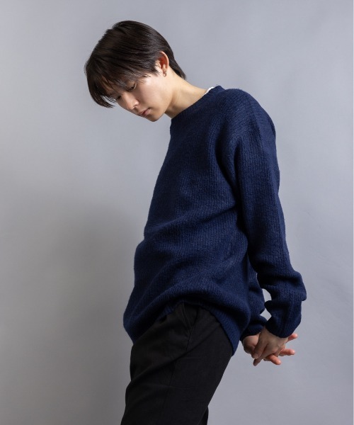 En serio TOKYO(エンソリオトーキョー)の「フラッフィーヤーン 片畦編み クルーネック ニット(ニット/セーター・メンズ・ライトグレー/ネイビー/ブラウン/ブラック・L/M)」の19枚目の写真