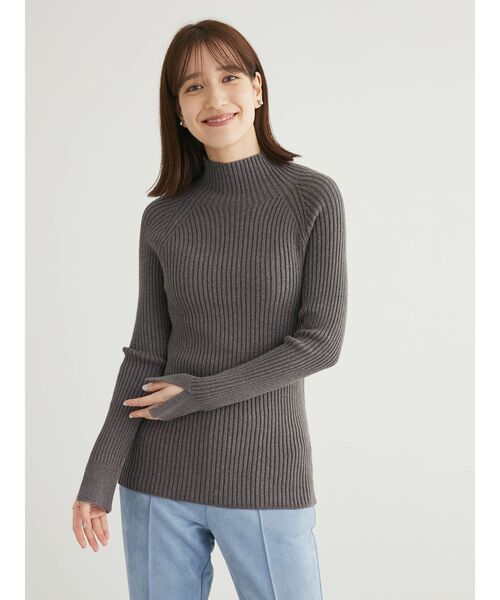 Petit fleur(プチフルール)の「・Petit Fleur ボトルネックリブニット(ニット/セーター・レディース・ブラック/ブルー/ピンク/オフホワイト/チャコールグレー/ライトベージュ・FREE)」の21枚目の写真