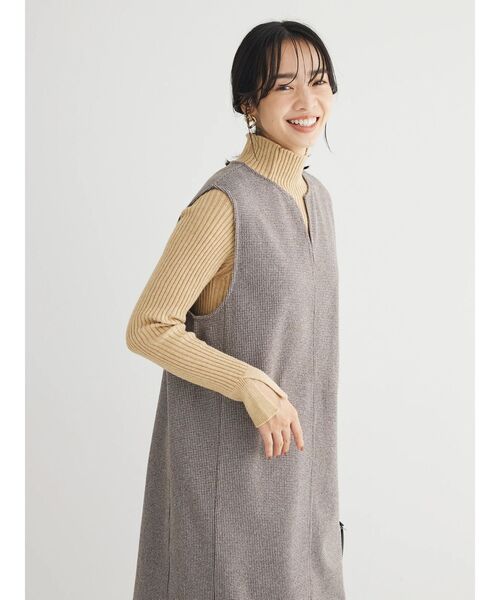 Petit fleur(プチフルール)の「・Petit Fleur ボトルネックリブニット(ニット/セーター・レディース・ブラック/ブルー/ピンク/オフホワイト/チャコールグレー/ライトベージュ・FREE)」の8枚目の写真