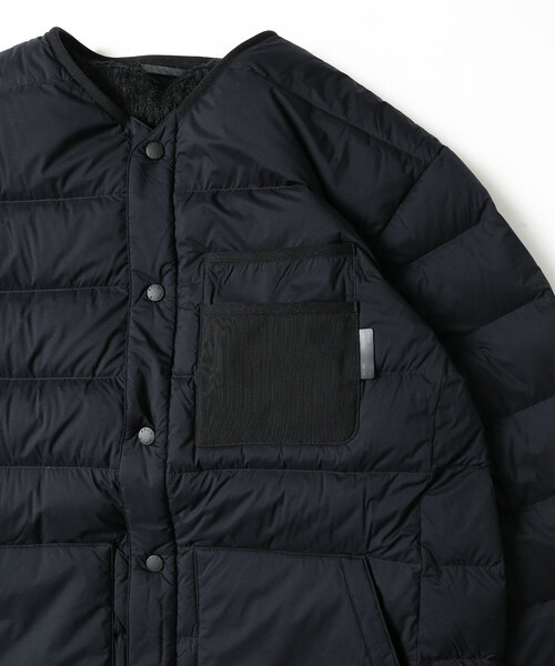 417 EDIFICE(フォーワンセブンエディフィス)の「【ALLIED FEATHER&DOWN / アライド フェザー&ダウン】 RV Comfortable Down Cardigan(ダウンジャケット/コート・メンズ・ベージュ/ブラック・SMALL/MEDIUM/LARGE)」の7枚目の写真