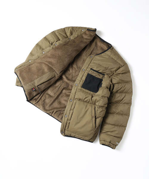 417 EDIFICE(フォーワンセブンエディフィス)の「【ALLIED FEATHER&DOWN / アライド フェザー&ダウン】 RV Comfortable Down Cardigan(ダウンジャケット/コート・メンズ・ベージュ/ブラック・SMALL/MEDIUM/LARGE)」の10枚目の写真