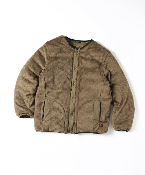 417 EDIFICE(フォーワンセブンエディフィス)の「【ALLIED FEATHER&DOWN / アライド フェザー&ダウン】 RV Comfortable Down Cardigan(ダウンジャケット/コート・メンズ・ベージュ/ブラック・SMALL/MEDIUM/LARGE)」の12枚目の写真