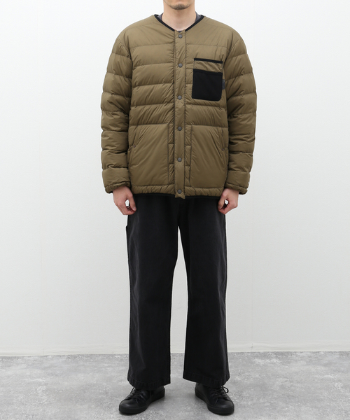 417 EDIFICE(フォーワンセブンエディフィス)の「【ALLIED FEATHER&DOWN / アライド フェザー&ダウン】 RV Comfortable Down Cardigan(ダウンジャケット/コート・メンズ・ベージュ/ブラック・SMALL/MEDIUM/LARGE)」の21枚目の写真