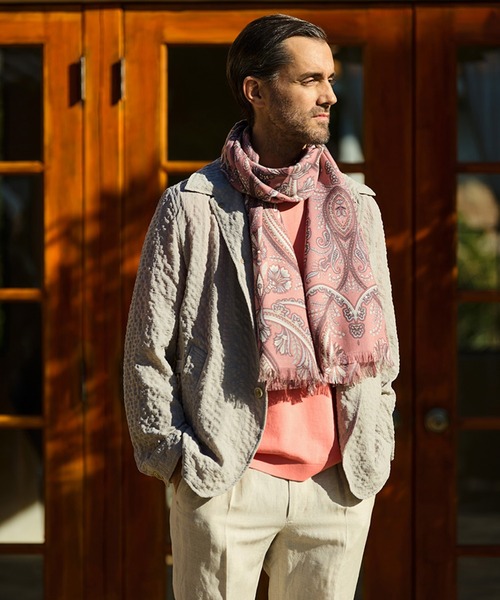 MEN'S BIGI(メンズビギ)の「ペイズリー柄ストール made in italy(ストール/ショール・メンズ・ブルー/レッド・FREE)」の3枚目の写真