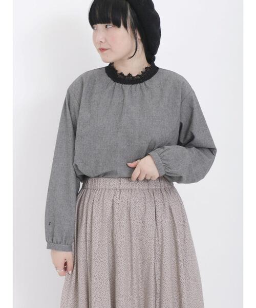 Samansa Mos2(サマンサ モスモス)の「【保温加工】スタンド襟レースブラウス(シャツ/ブラウス・レディース・チャコールグレー/オフホワイト/ブルー/グレー・F)」の6枚目の写真