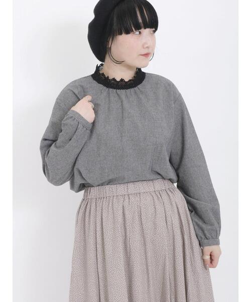 Samansa Mos2(サマンサ モスモス)の「【保温加工】スタンド襟レースブラウス(シャツ/ブラウス・レディース・チャコールグレー/オフホワイト/ブルー/グレー・F)」の7枚目の写真
