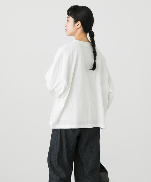 かぐれ(カグレ)の「クルーネックビッグプルオーバー(Tシャツ/カットソー・レディース・ブラック/オフホワイト・FREE)」の11枚目の写真
