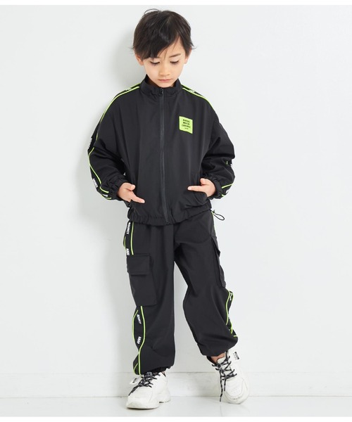 ANAP kids（アナップキッズ）の「パイピングラインウィンドブレーカー（ブルゾン・キッズ・ブラック/ラベンダー・110cm/120cm/130cm/100cm）」の8枚目の写真