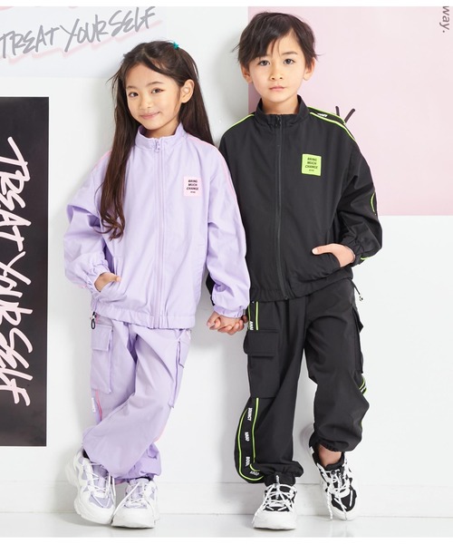 ANAP kids（アナップキッズ）の「パイピングラインウィンドブレーカー（ブルゾン・キッズ・ブラック/ラベンダー・110cm/120cm/130cm/100cm）」の5枚目の写真