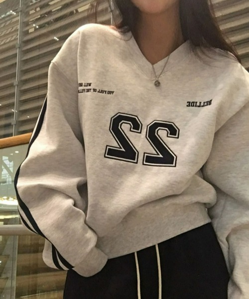 BEIDELLI（ベイデリー）の「[BELLIDE MADE] トラックVネックオーバーフィットトレーナー（スウェット・レディース・ネイビー/グレー/オートミール/ホワイト系・FREE）」の11枚目の写真