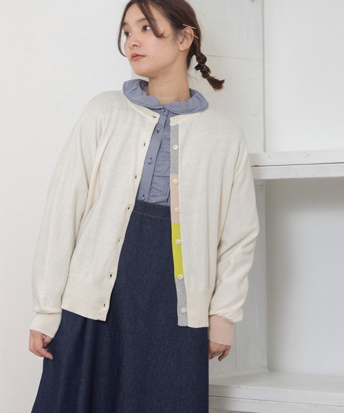 POU DOU DOU（プードゥドゥ）の「下前立て配色ドルマンカーディガン（ニット/セーター・レディース・ライトグリーン/レッド/ブラック/アイボリー/ブルー・3）」の19枚目の写真