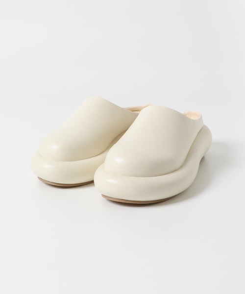 KBF（ケイビーエフ）の「ボリュームソールクロッグ（その他シューズ・レディース・アイボリー/ブラック・38/37）」の16枚目の写真