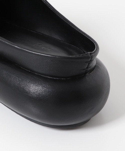 KBF（ケイビーエフ）の「ボリュームソールクロッグ（その他シューズ・レディース・アイボリー/ブラック・38/37）」の12枚目の写真