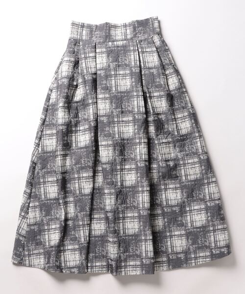 SWINGLE（スウィングル）の「アートチェックタックフレアスカート（スカート・レディース・ライトグレー/カーキ/ブラック・MEDIUM/SMALL）」の8枚目の写真