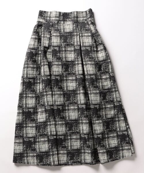 SWINGLE（スウィングル）の「アートチェックタックフレアスカート（スカート・レディース・ライトグレー/カーキ/ブラック・MEDIUM/SMALL）」の7枚目の写真