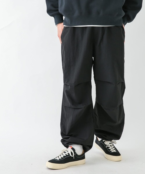 URBAN RESEARCH Sonny Label（アーバンリサーチサニーレーベル）の「『撥水』パラシュートパンツ（その他パンツ・メンズ・ベージュ/ブラック/カーキ・SMALL/MEDIUM/LARGE）」の11枚目の写真