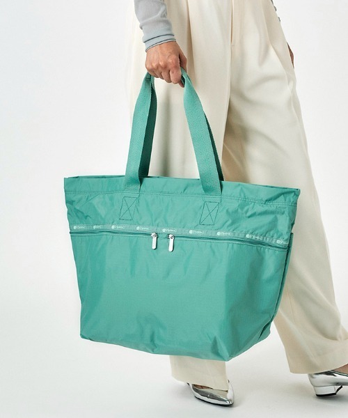 LeSportsac（レスポートサック）の「CARLIN ZIP TOP TOTE BAG