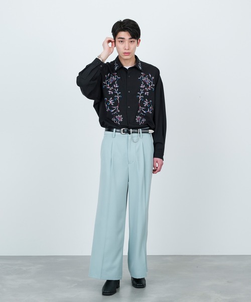 JUNRED（ジュンレッド）の「【 イージーケア 】レトロフラワーデコレギュラーカラーシャツ（シャツ/ブラウス・メンズ・ホワイト/ブラック/ブルー/ホワイト系その他・M/L/S）」の16枚目の写真