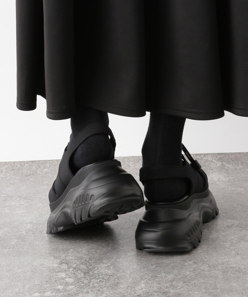 RAGEBLUE（レイジブルー）の「レースアップ/ボリュームソールスポーツサンダル（サンダル・レディース・ブラック/その他35/ホワイト・MEDIUM/LARGE）」の7枚目の写真